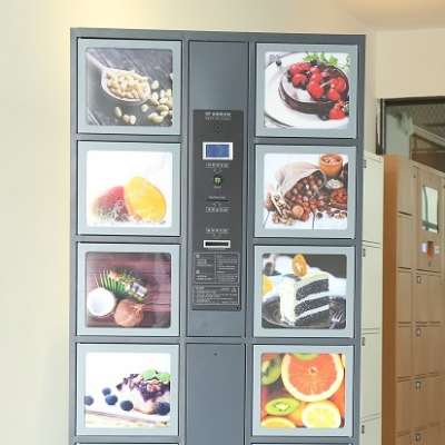 Intelligent freeze locker for meat or sea food